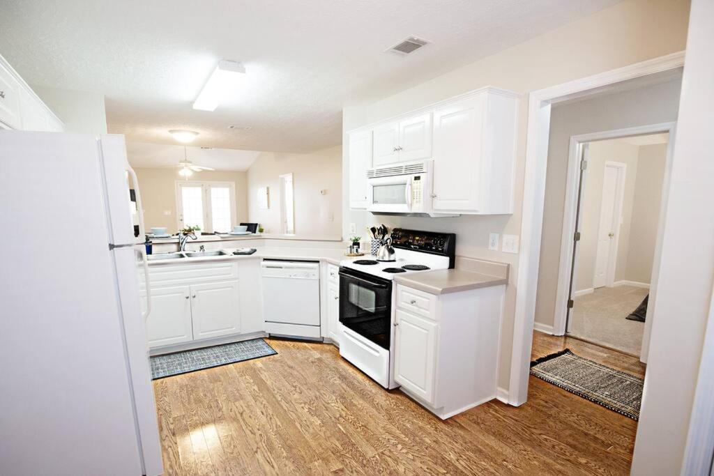 The Place & Prime Location Near I-20 Apartment