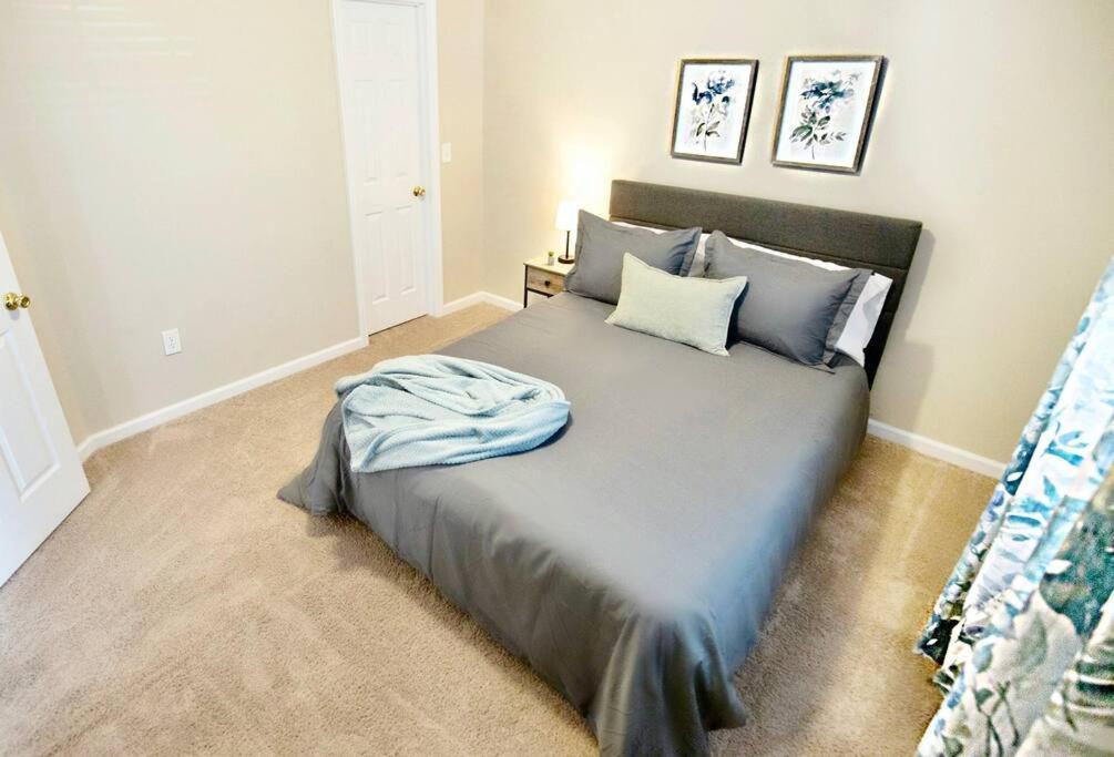The Place & Prime Location Near I-20 Apartment Martinez