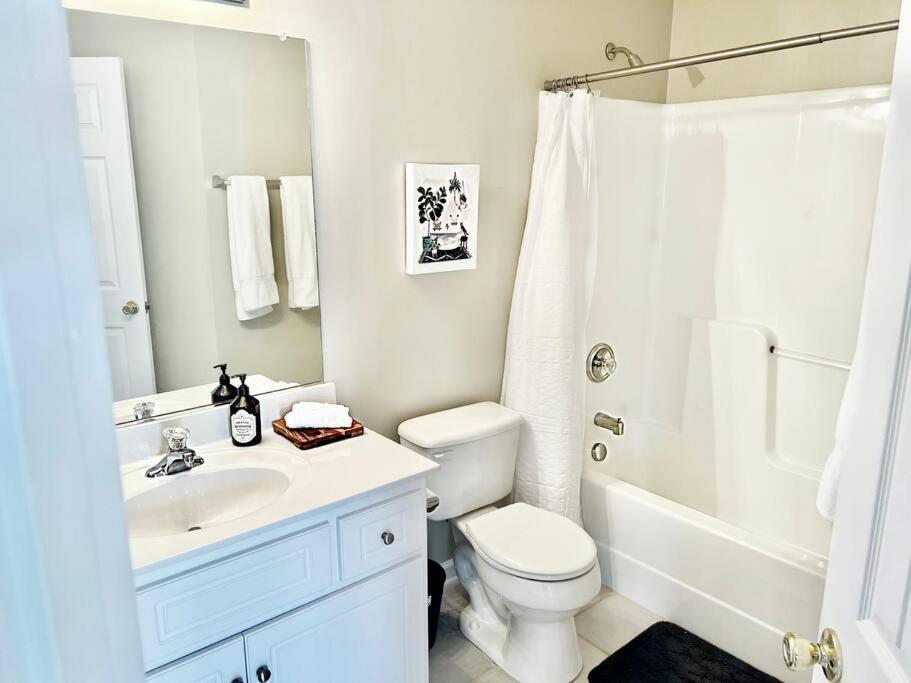The Place & Prime Location Near I-20 Apartment Martinez