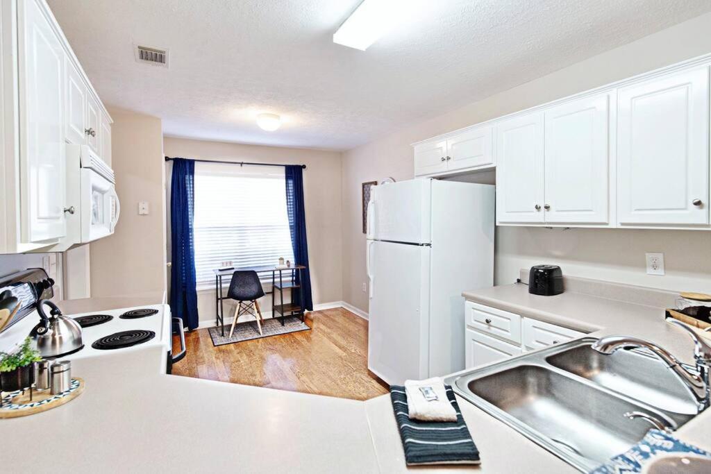 Apartment The Place & Prime Location Near I-20 *