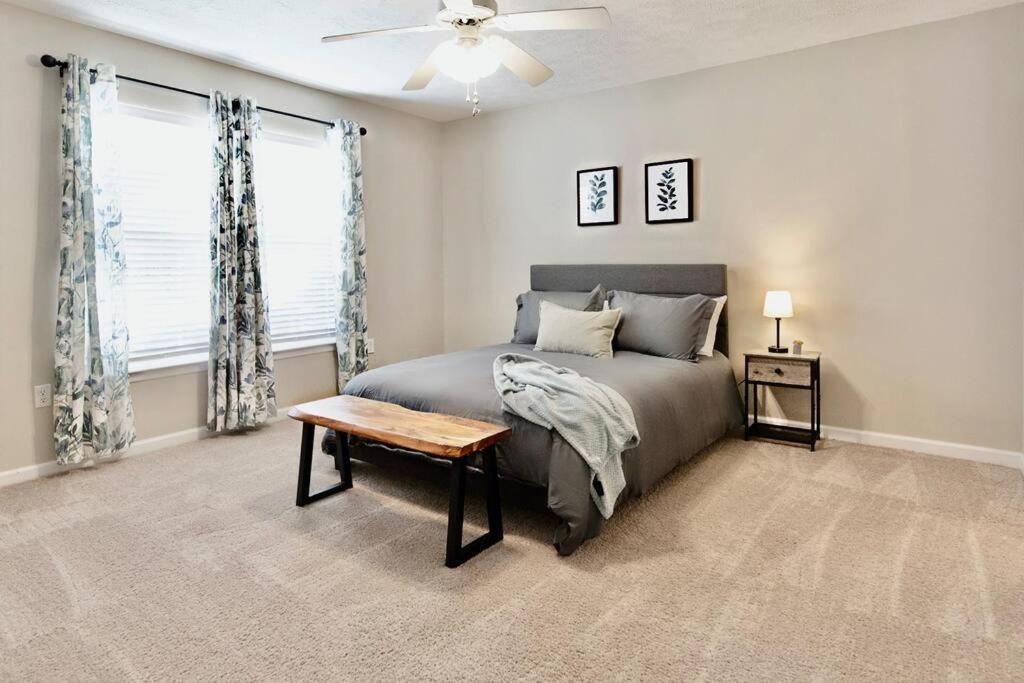 Apartment The Place & Prime Location Near I-20